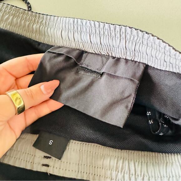 MENS HUGO BOSS Black Casual Athletic Tie Waist Transitional Swim Board Shorts S - Picture 2 of 14